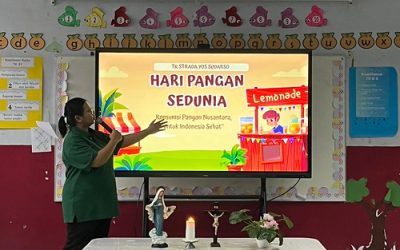 Belajar Bersyukur Melalui Ibadat dan Makan Jajanan Tradisional